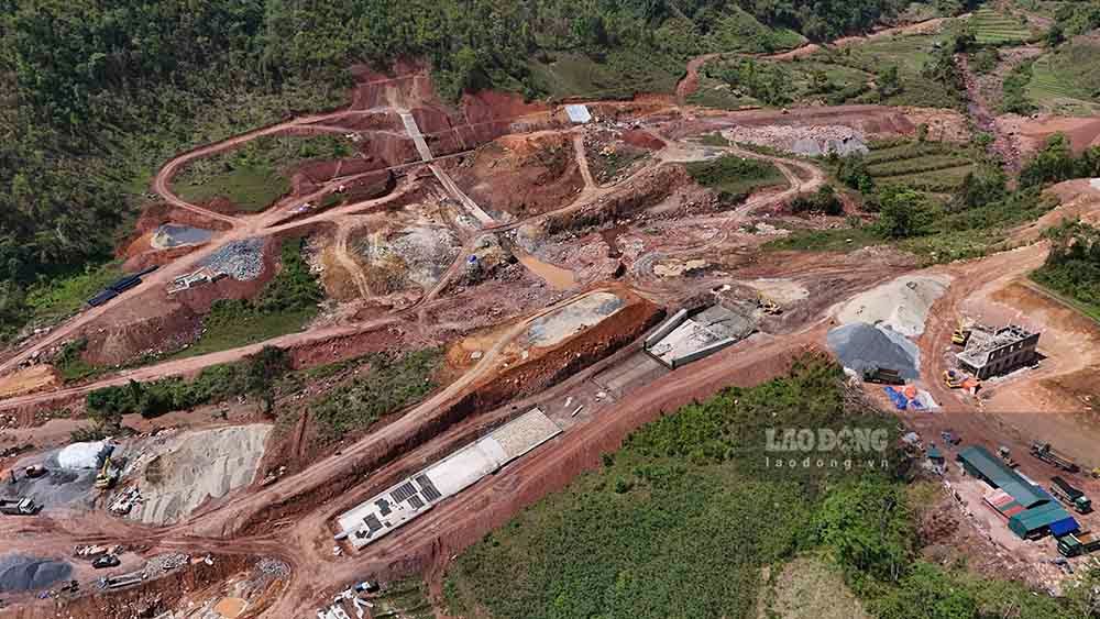 Cong truong thi cong ho Nam La, tinh Dien Bien. Anh chup thang 4.2025: Van Thanh Chuong.