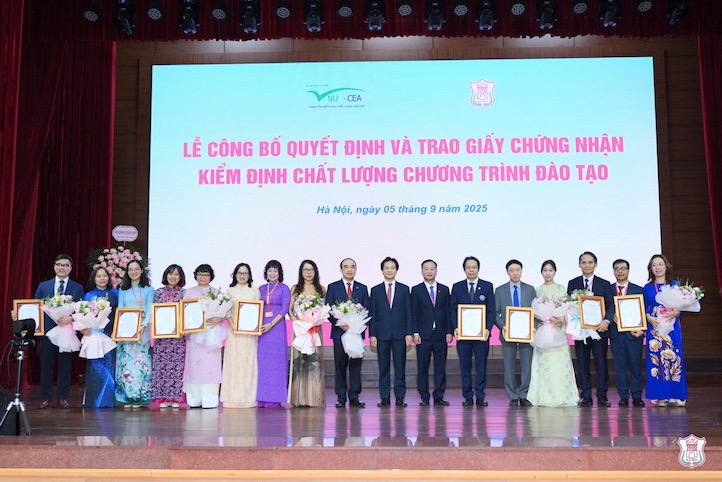 .Anh: Thanh Huyen