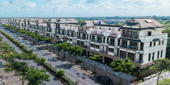 Shophouse hien huu – Loi the “hai trong mot” cua Imperia Grand Plaza Duc Hoa. Anh: MIK Group