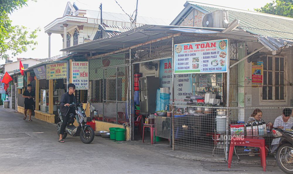 Trong do, hon 445 ti dong se danh cho cong tac boi thuong, giai phong mat bang. Du kien, khoang 6,25 ha dat se bi anh huong, trong do co 3,72 ha phai thu hoi. Tong cong 267 ho dan se bi tac dong boi du an, trong do co 178 ho phai di doi, tai dinh cu. 