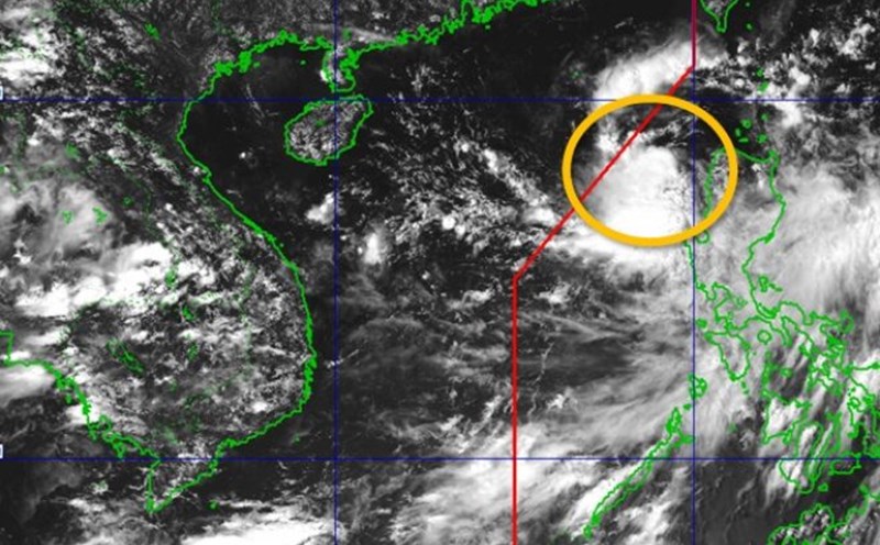 Updated location of the low pressure in the East Sea. Photo: PAGASA
