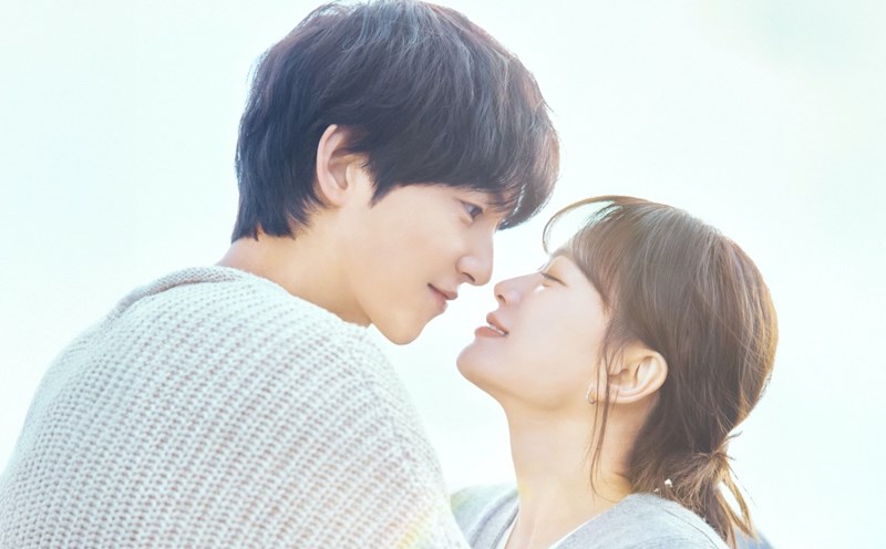 Song Joong Ki and Chun Woo Hee. Photo: Producer/VieOn