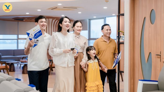 The 555 - mon qua y nghia danh tang cha me, dong thoi la giai phap y te tien loi, tiet kiem cho ca gia dinh. Anh: MEDLATEC