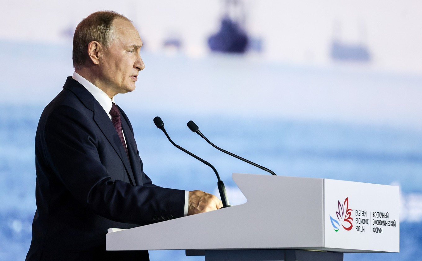 Tong thong Nga Vladimir Putin phat bieu tai Dien dan kinh te phuong Dong (EEF) ngay 5.9. Anh: Kremlin
