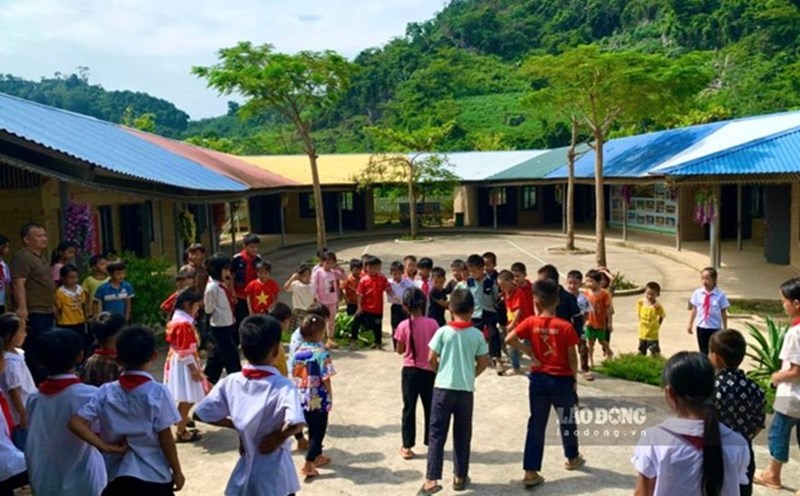 Teachers in key majors who have graduated quite well or higher are proposed to receive a 150% allowance. Photo: Lam Thanh