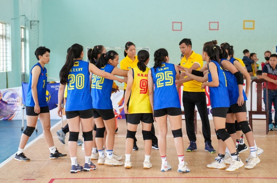 VTV Binh Dien Long An youth volleyball team will compete in the quarter-final match on September 6. Photo: VTVBDLA