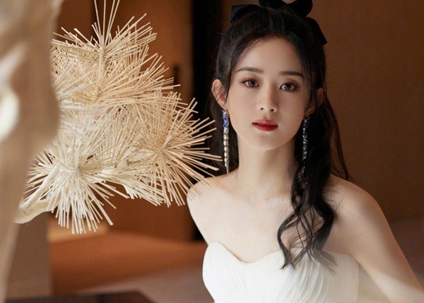 Actress Trieu Le Dinh. Photo: VieON.