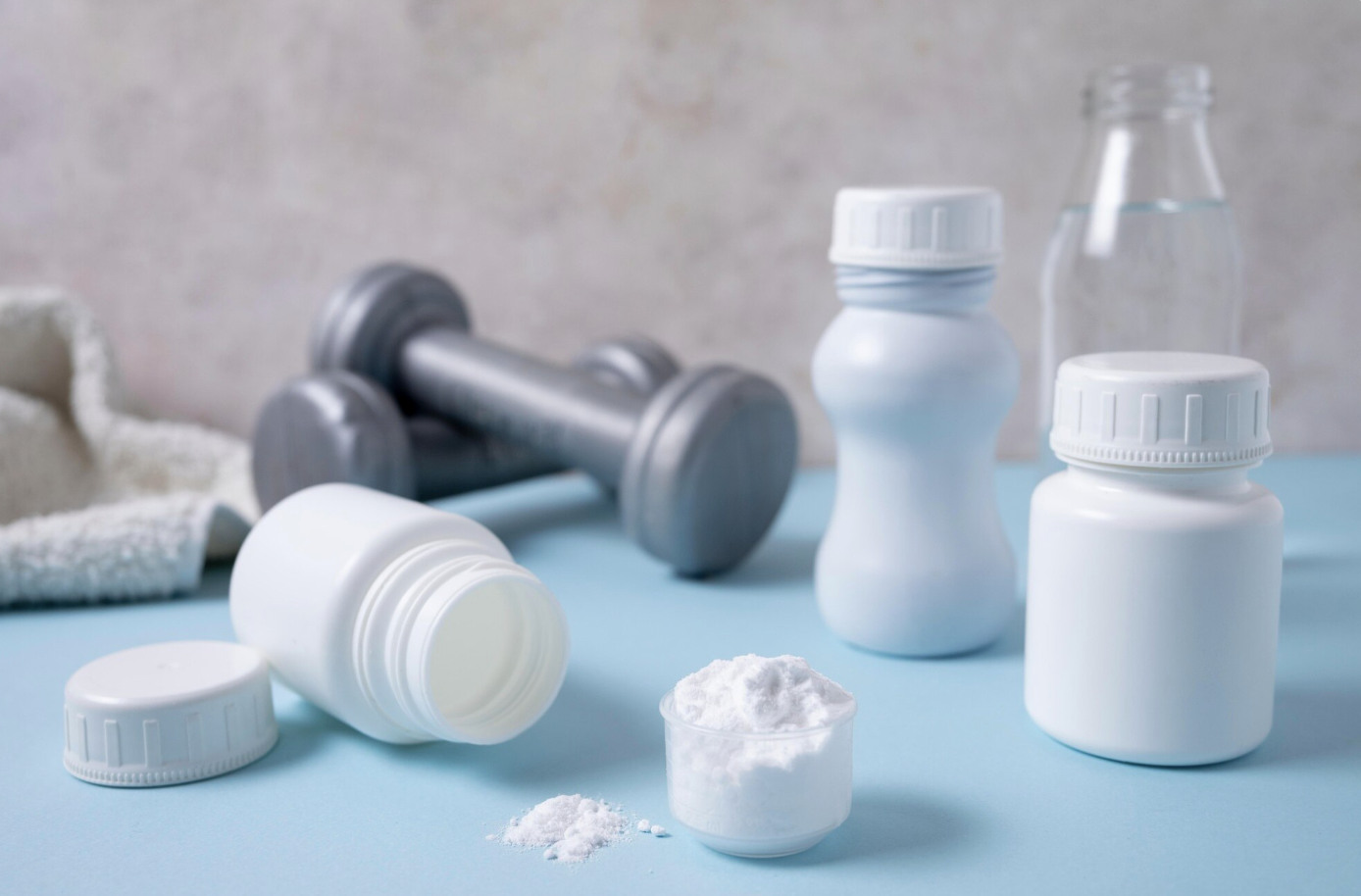 Comparison of nutritional value of whey protein and bean protein. Photo: Thuy Duong