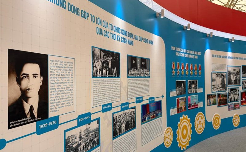 Exhibition space of the Vietnam Trade Union at the National Achievements Exhibition. Photo: Bao Han