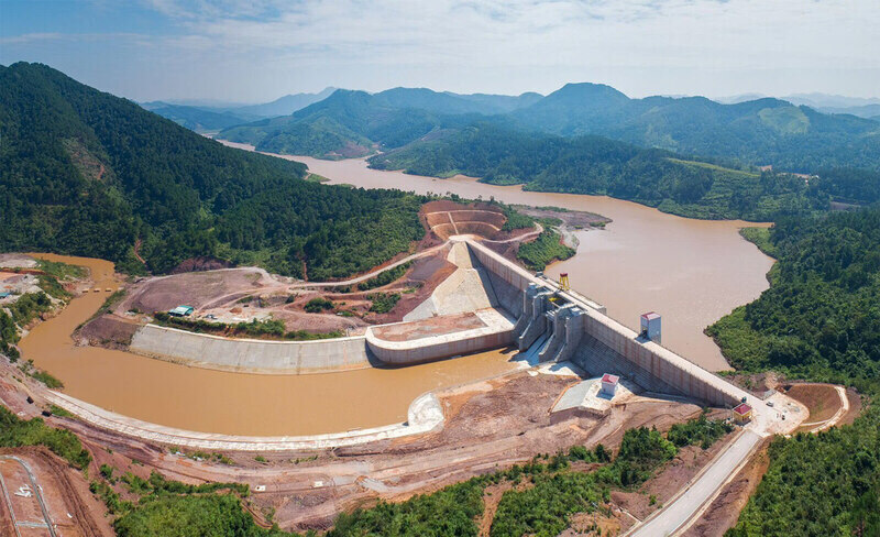 コミューンとワードの人民委員会には、灌漑事業の管理において違反を処理する権利が与えられています。写真：Anh Tuan