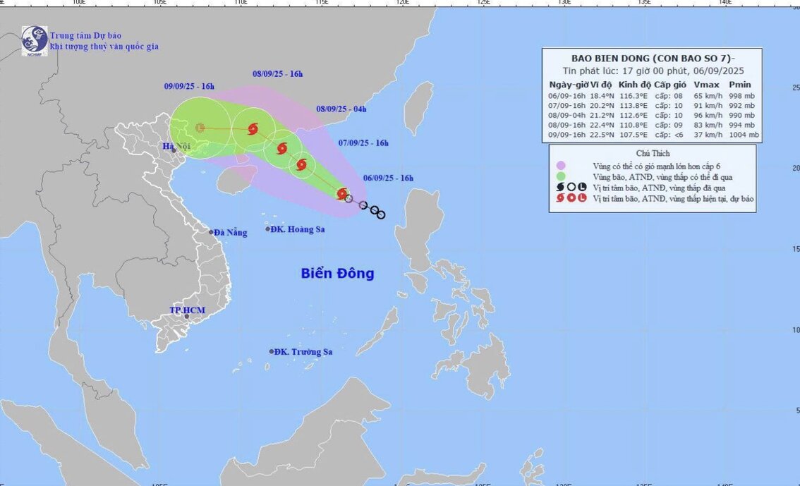 La depresion tropical en el Mar de China Meridional se ha intensificado hasta convertirse en tormenta la tormenta numero 7 Tapah. Foto: Centro Nacional de Prevision Hidrometeorologica de Vietnam