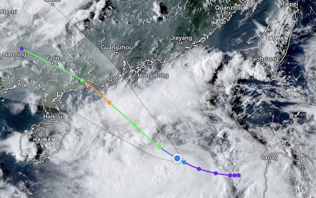 Du kien duong di cua bao so 7 Tapah tren Bien Dong. Anh: Zoom Earth