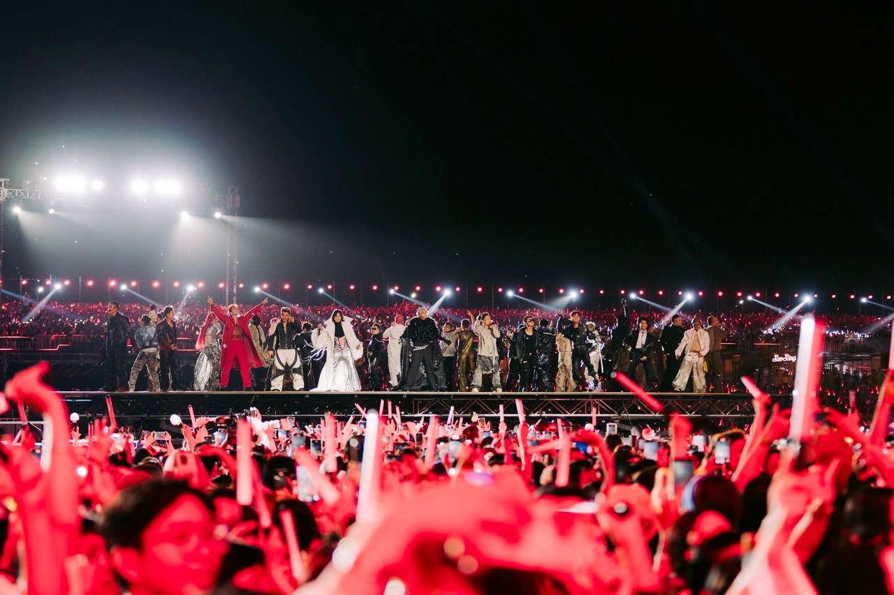 The talented people appeared in the concert Anh trai vu ngan cong gai. Photo: Dong Hoang.