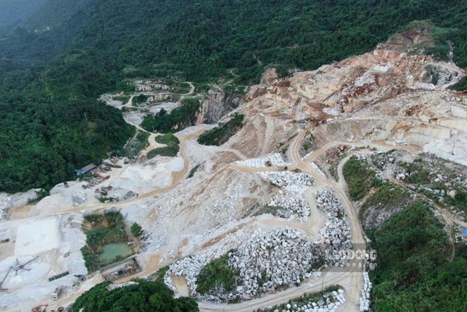 Dân lo mất rừng, mất nguồn nước vì doanh nghiệp khai thác đá ở Lào Cai