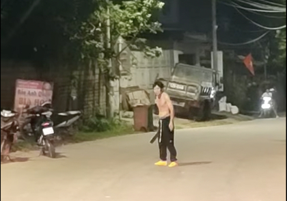 Đối tượng cầm dao dọa chém người giữa đường ở Lạng Sơn đã bị khởi tố, bắt tạm giam. Ảnh: Công an phường Lương Văn Tri