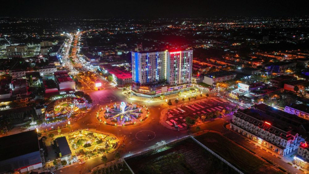 The Chairman of the An Giang Provincial People's Committee requested to strengthen management and preservation of surplus public assets after the arrangement of administrative units. Photo: Phuong Vu