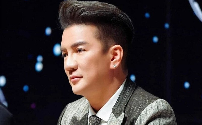 Singer Dam Vinh Hung. Photo: Thanh Pham.