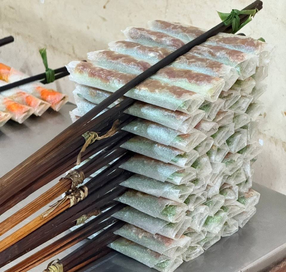 Tung vi ram truoc khi nuong. Anh: Ha Le