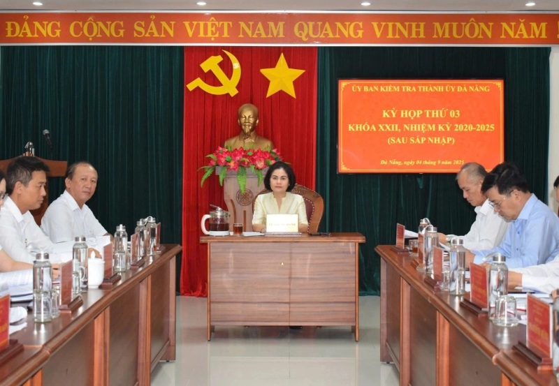 Thanh uy Da Nang cong bo danh sach dang vien vi pham bi xem xet khai tru ra khoi Dang. Anh: VP Thanh uy Da Nang
