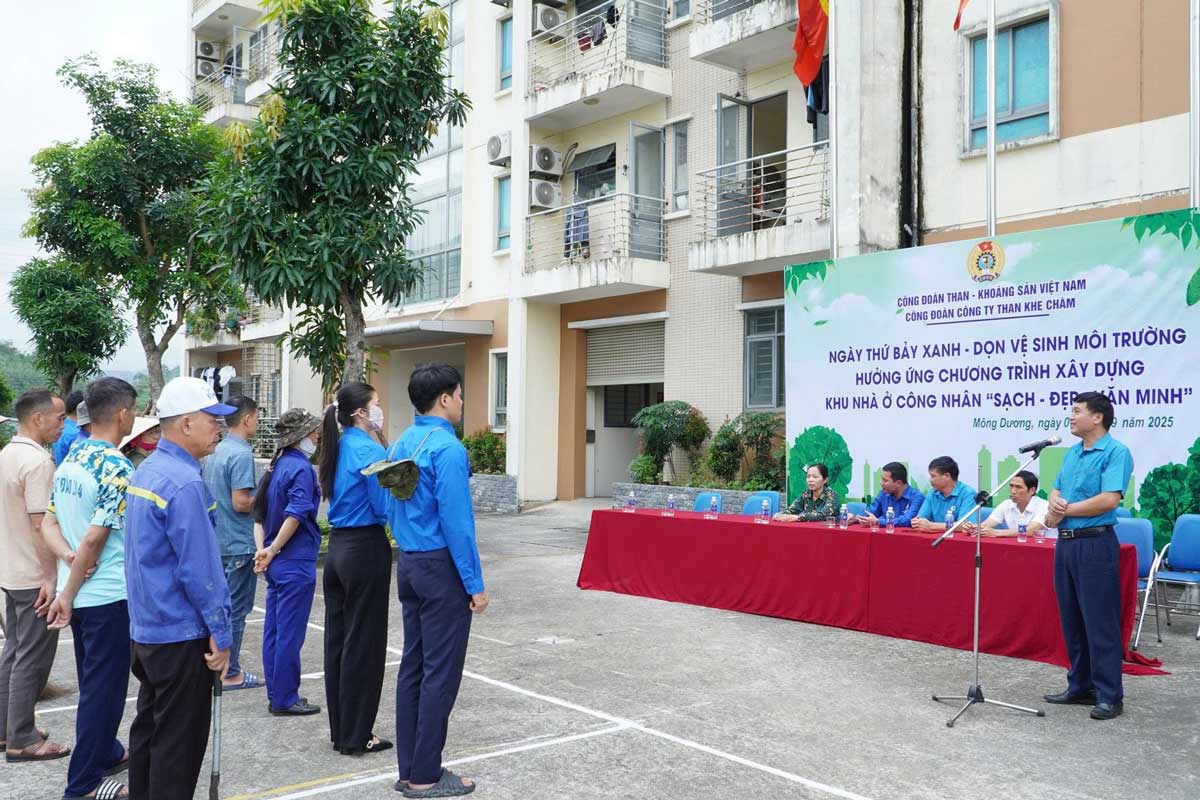 Quang canh chuong trinh. Anh: Cong ty Than Khe Cham (Quang Ninh)