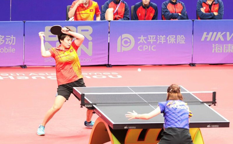 ラケットNguyen Khoa Dieu Khanhは、ベトナムの女性の卓球の主な顔です。写真：VTTF
