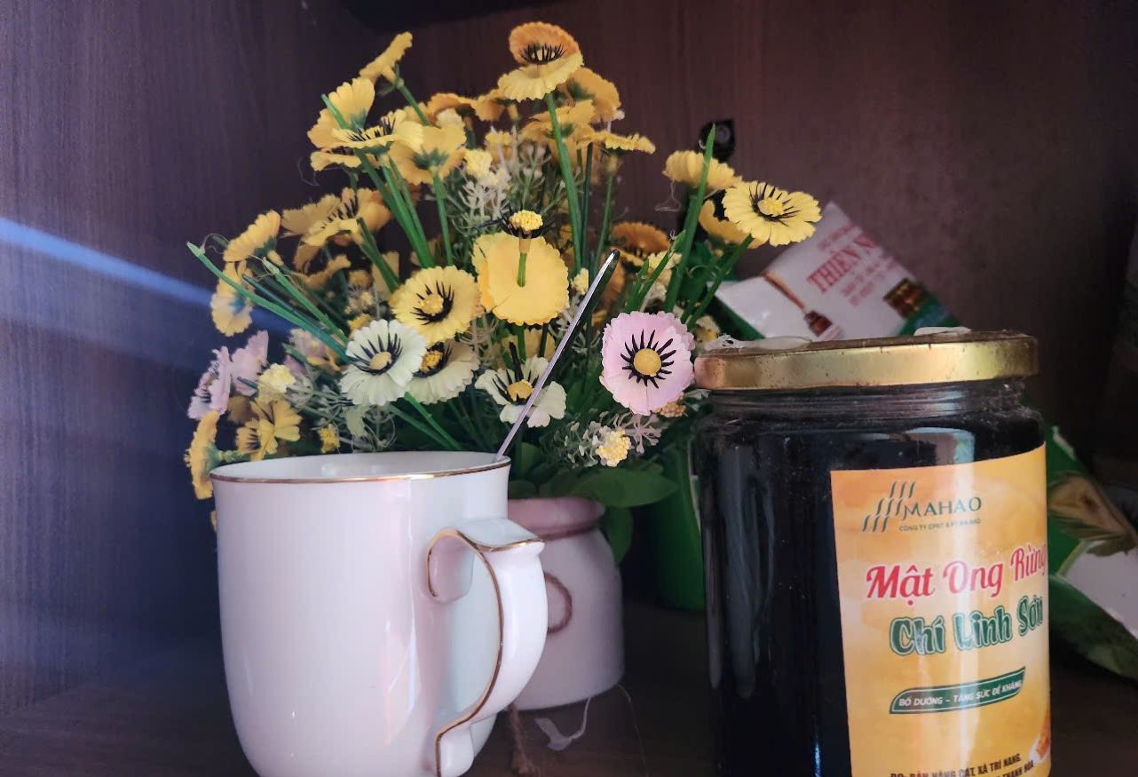 Le curcuma et le miel sont une combinaison bonne pour la sante mais tout le monde ne peut pas les utiliser. Photo : Tran Lam