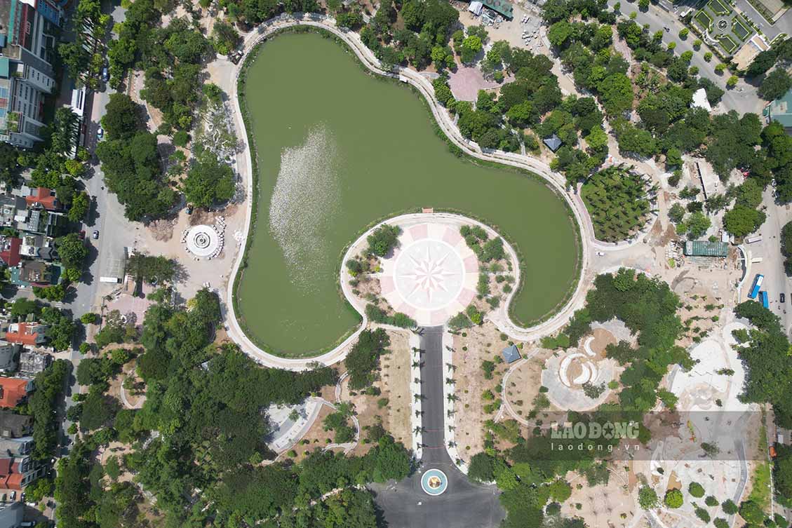 ハノイのCau Giay公園は、柵が撤去され、開放的な空間が作られた後。写真:Dinh Thien