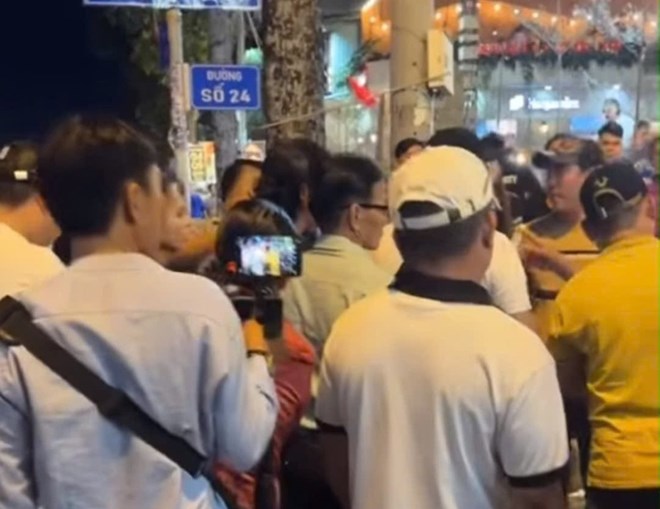 Tạm giữ 4 người trong vụ ẩu đả liên quan nghệ sĩ, YouTuber ở TPHCM
