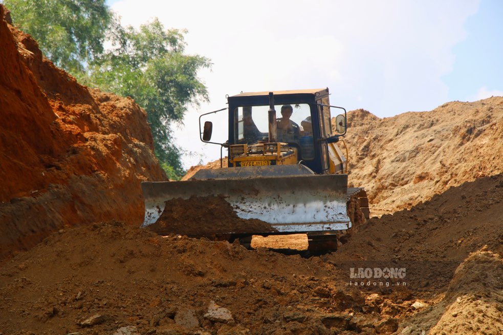 May moc hoat dong cam chung. Anh: Nguyen Hoan.