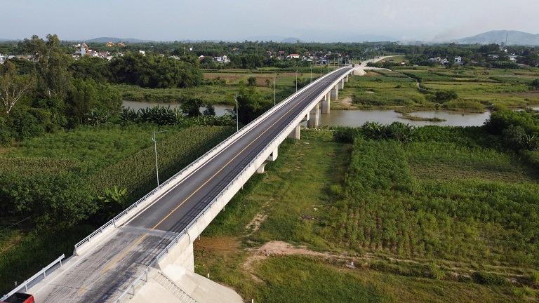 Cau Thach An da duoc xay dung hoan thanh. Anh: Vien Nguyen