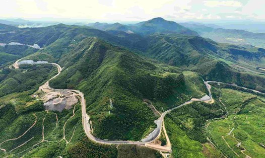 Dự án cao tốc Quy Nhơn - Pleiku sẽ qua khu vực đèo An Khê hiểm trở. Ảnh: Thanh Tuấn