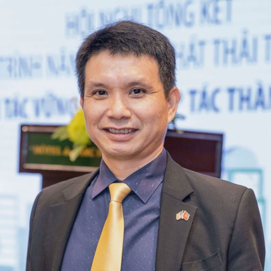 Ong Ha Dang Son - Giam doc Trung tam Nghien cuu nang luong va tang truong xanh. Anh: Nhan vat cung cap