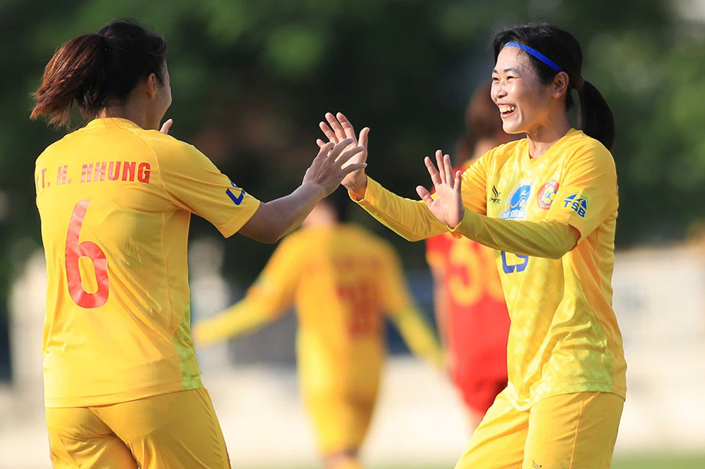 호치민시 여자 클럽은 계속해서 AFC 여자 챔피언스리그 조별 리그 개최국입니다. 사진: VFF