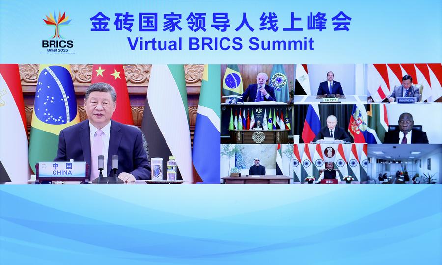 El Secretario General y Presidente de China Xi Jinping asiste a la cumbre BRICS en linea el 8 de septiembre de 2025. Foto: Xinhua