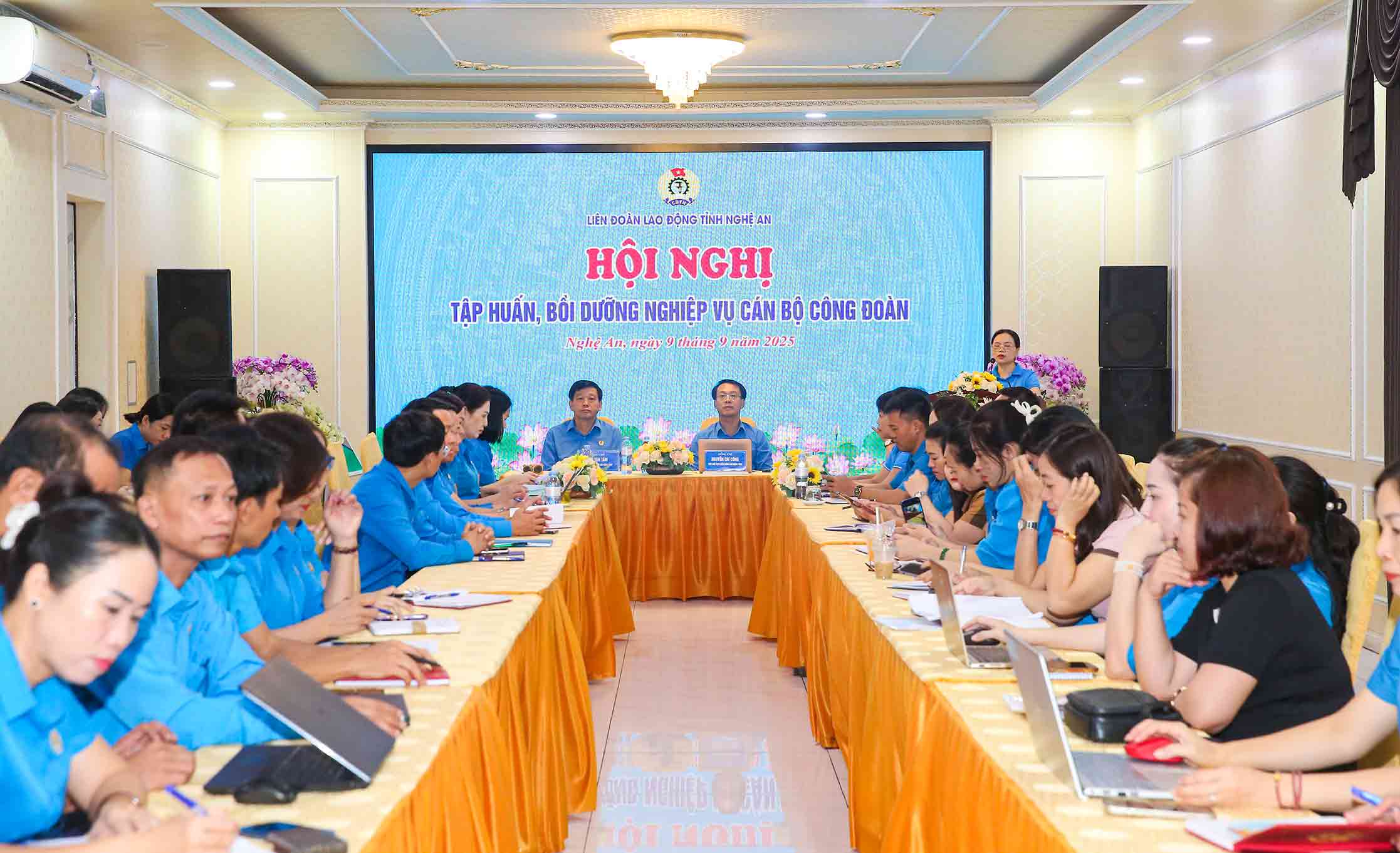 Toan canh hoi nghi. Anh: Duy Chuong