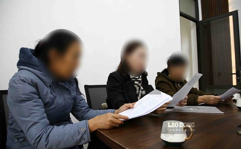 Many teachers in Minh Hoa district (old Quang Binh province, now part of Quang Tri) have started receiving one-time allowances after being reported by Lao Dong Newspaper. Photo: Cong Sang