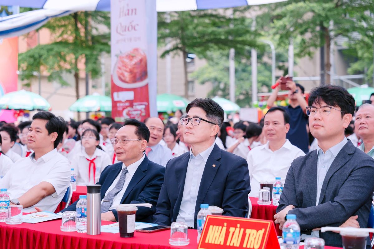 Cac dai bieu tham du Le phat dong cuoc thi. Anh: Ban To chuc cung cap