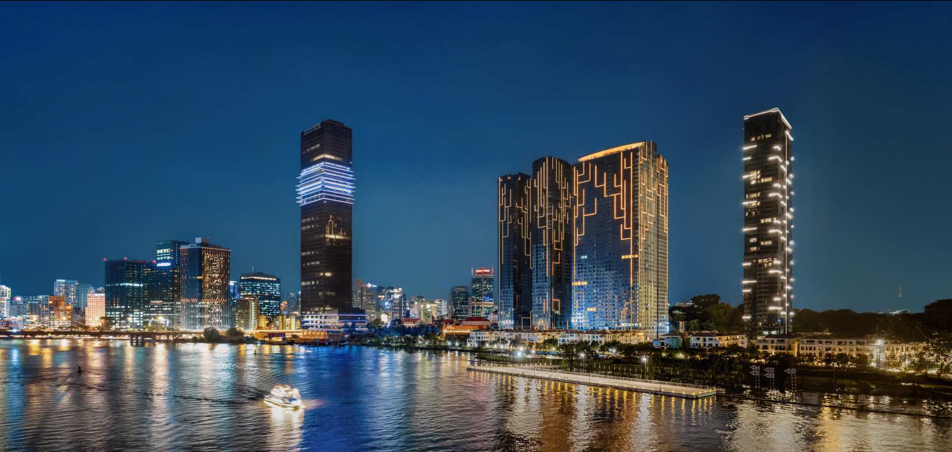 Grand Marina, Saigon la khu can ho hang hieu Marriott va JW Marriott lon nhat the gioi, gan lien voi manh dat di san Ba Son hon 200 nam tuoi. Anh: Masterise