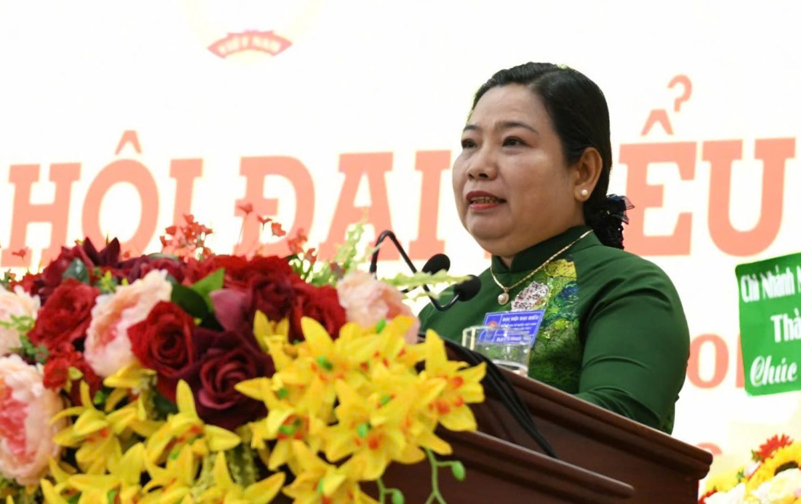 Ba Ho Thi Cam Dao phat bieu tai Dai hoi. Anh: Thanh Dong