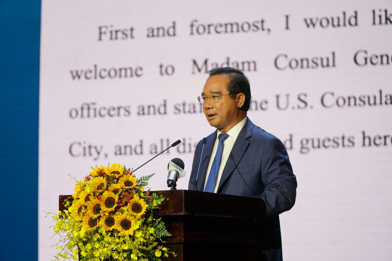 Anh: Thanh Chan