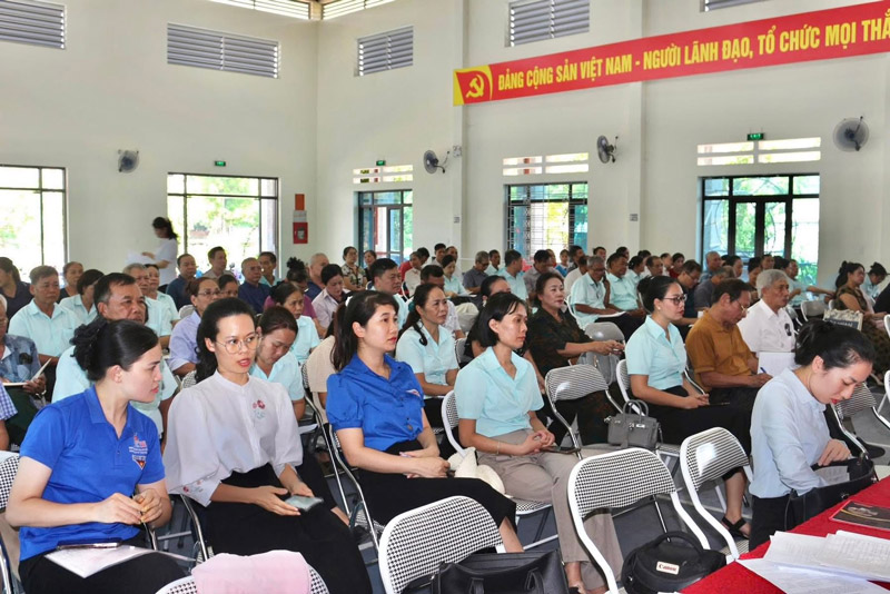 El Comite del Frente de la Patria del barrio Cam Duong provincia de Lao Cai organiza la 2a Conferencia Foto: Frente de la Patria de Lao Cai