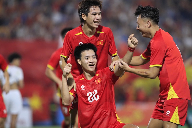 U23 Viet Nam an mung ban mo ti so. Anh: Minh Dan