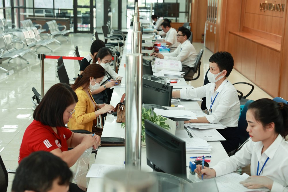 사무국은 특별 구역의 간부 사회 간부 구역 정치 센터의 기능 간부 임무 조직에 관한 규정 번호 360-QD/TW를 발표했습니다. 사진: 하이 응우옌