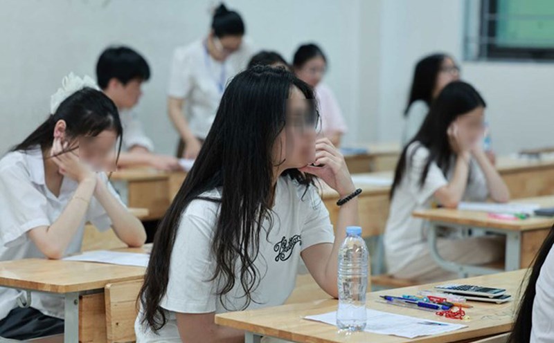The Ministry of Education and Training has eliminated the form of suspension of study, the heaviest penalty is writing a self-criticism. Photo: Hai Nguyen