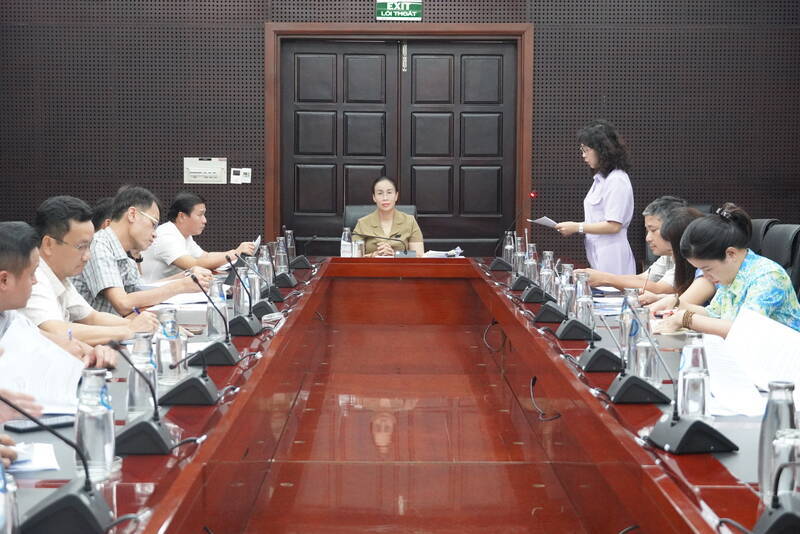 On the afternoon of September 9, Vice Chairwoman of the Da Nang People's Committee Nguyen Thi Anh Thi had a working session with units on the progress of the Infrastructure Project and landscape of the Truong Son Monument campus (phase 2). Photo: Da Nang City People's Committee