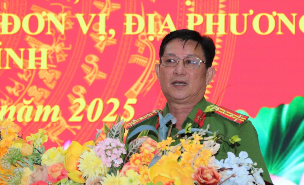 Dai ta Diep Van The, Pho Giam doc Cong an tinh, Pho Truong ban Thuong truc Ban Chi dao PCCC va CNCH tinh An Giang phat bieu tai hoi nghi. Anh: Tien Dung