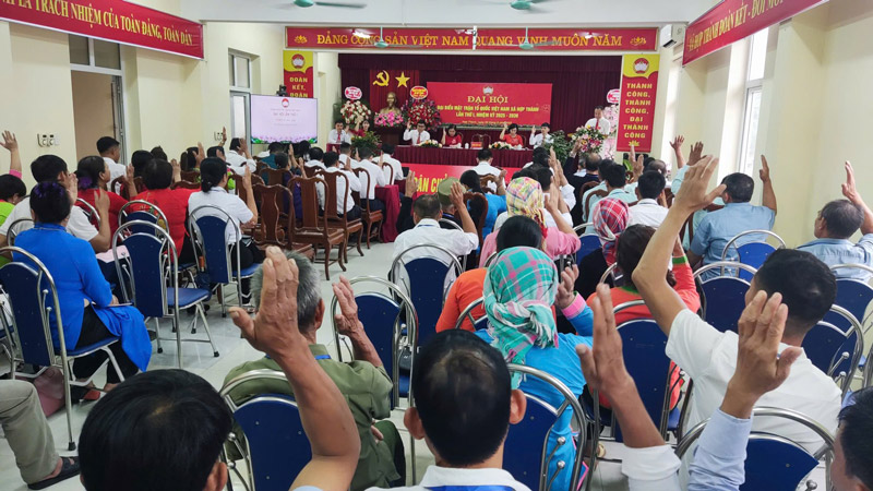 Dai hoi MTTQ xa Hop Thanh, tinh Lao Cai lan thu I. Anh: Do Dung