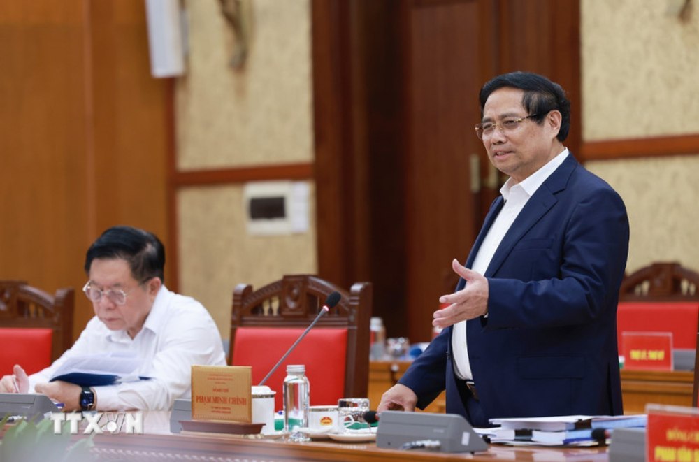Pham Minh Chinh 총리가 주재하는 정치국 제2 작업반은 당 대회 준비 작업에 대해 Tay Ninh성과 Tuyen Quang성 당위원회 상임위원회 대표들과 협력했습니다. 사진: TTXVN