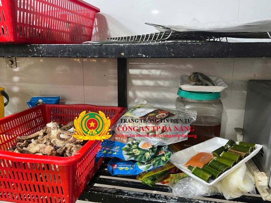 Đà Nẵng kiểm tra, xử phạt nhiều cơ sở vi phạm an toàn thực phẩm. Ảnh: Công an TP Đà Nẵng