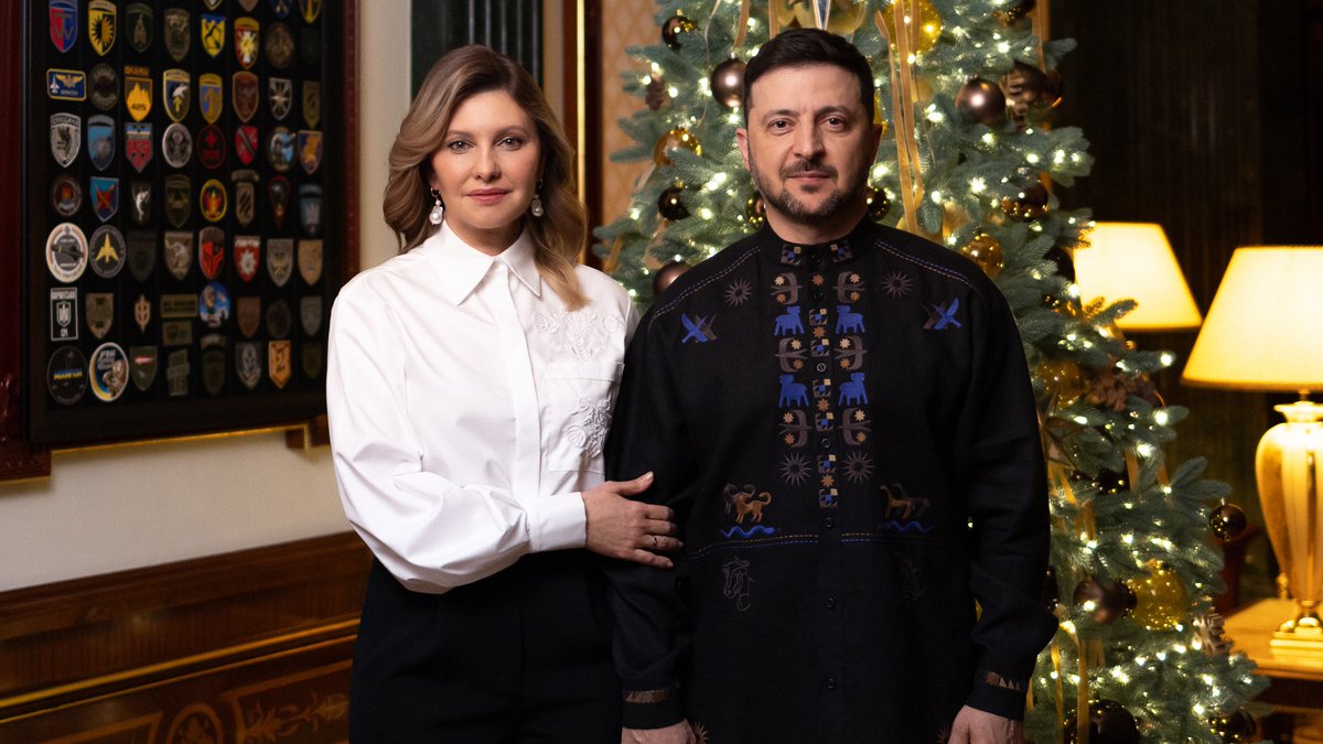 Tong thong Zelensky va Phu nhan chuc mung nam moi. Anh: X @ZelenskyyUa